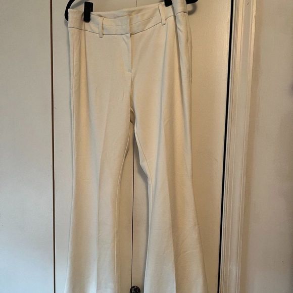 Chicos Off White Dress Pants - Size 1 (Chico's Sizing) - Picture 1 of 6